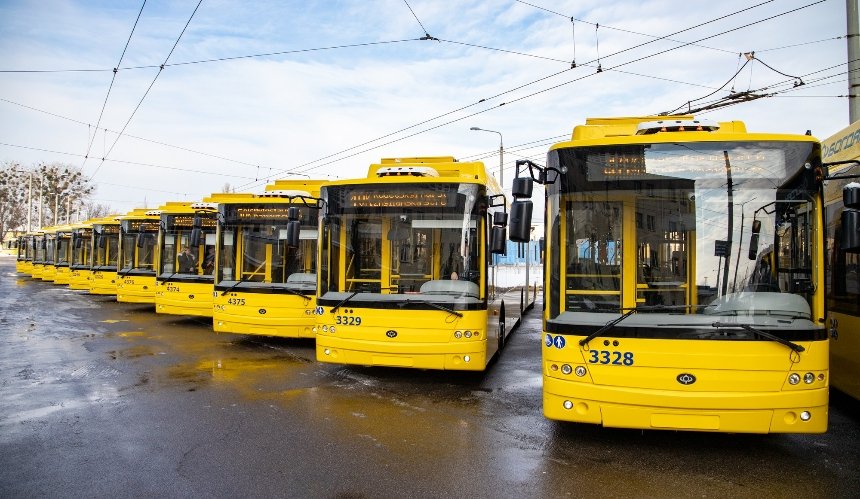 Киев возьмет 100 млн евро кредита на закупку троллейбусов и вагонов метро