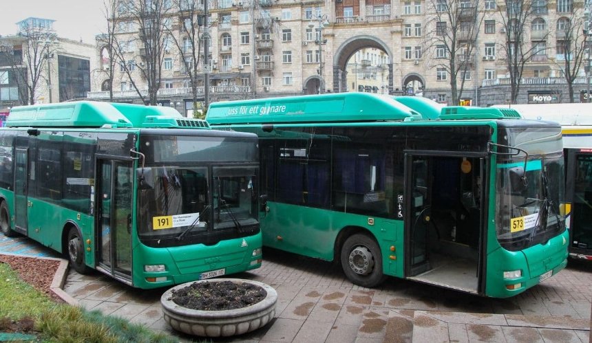 На трех маршрутах в Киеве старые «Богданы» заменят немецкими автобусами