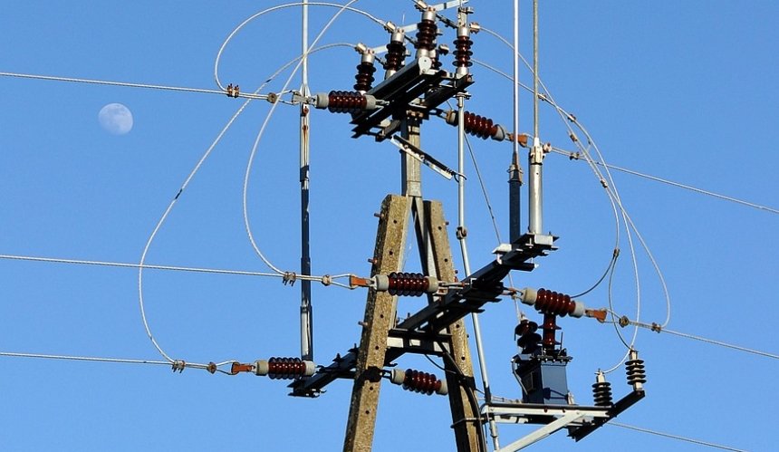 Стабілізаційні відключення у Києві та області 2 грудня: де і коли не буде світла