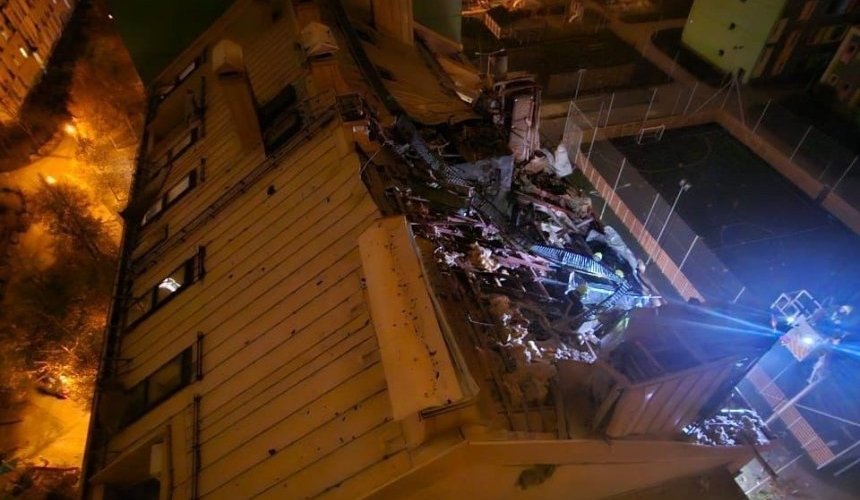 Кількість жертв атаки на Київ 29 листопада зросла: у лікарні помер чоловік