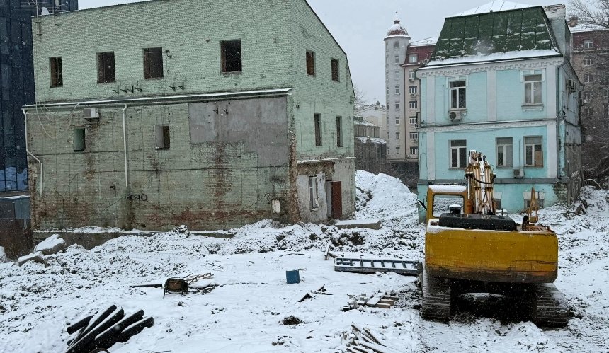 Прокуратура розслідує знищення памʼятки археології на Подолі: що відомо