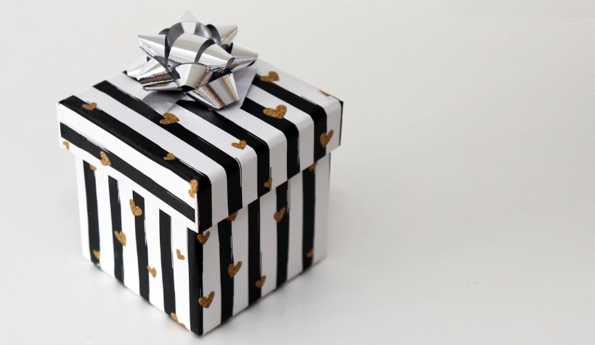 Найкращі подарунки для нього на Різдво та Новий рік: добірка ідей