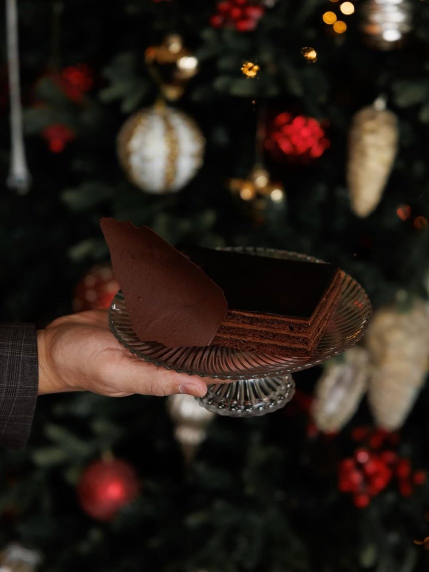 Новорічні кошики 2025-2026: де замовити готові страви до святкового столу