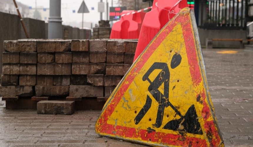 23 грудня на Печерському узвозі тимчасово перекриють рух транспорту: що відомо