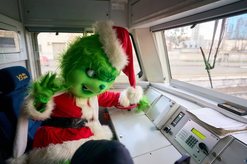 У київській електричці помітили Грінча