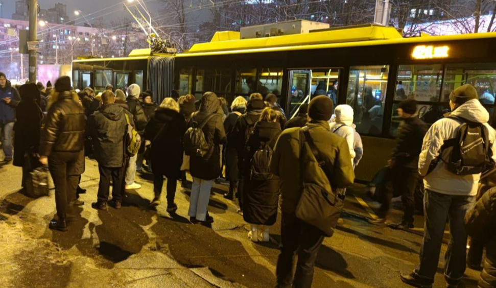 Киянам повернули понад 200 тисяч поїздок за пересадку на Либідській