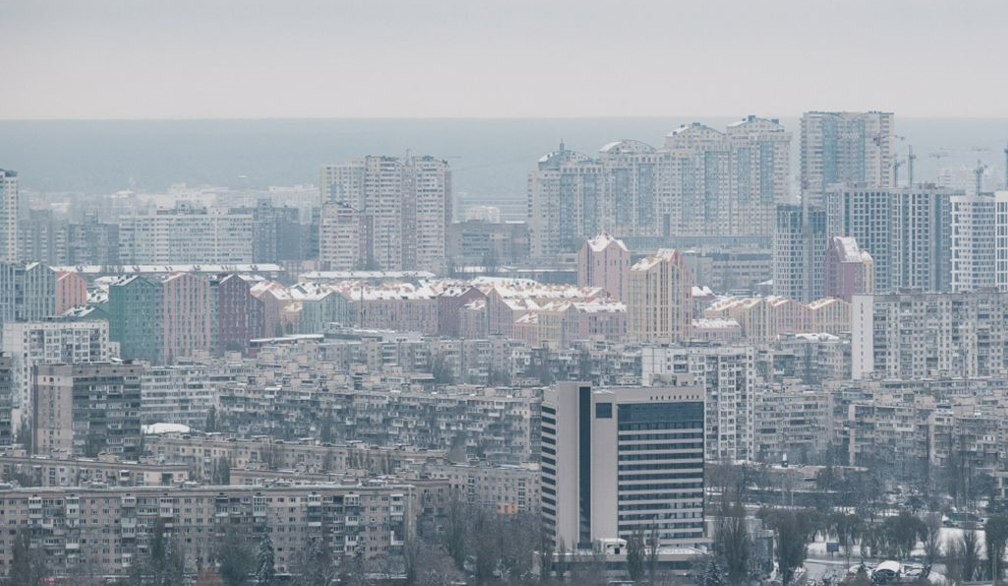 На лівому березі Києва погіршилась якість повітря: подробиці