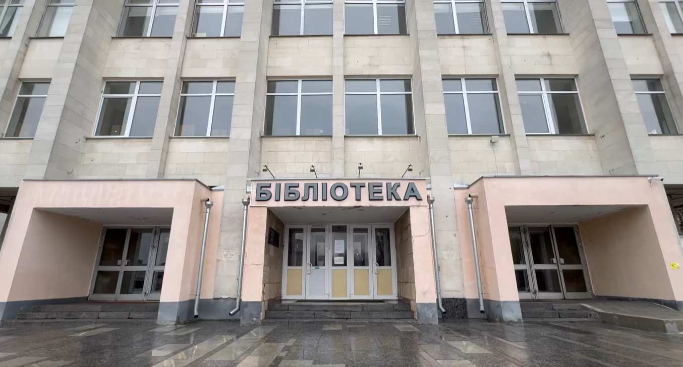 У бібліотеці КПІ в Києві відкрили укриття-коворкінг