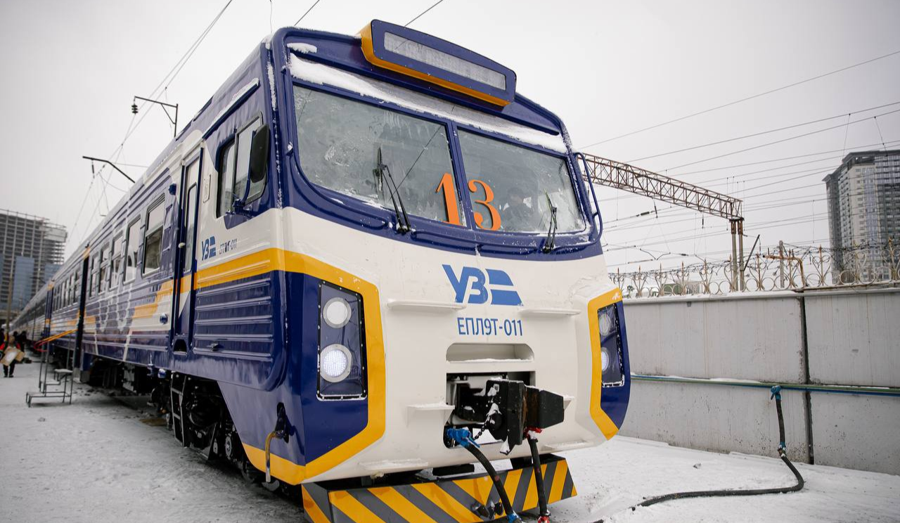 Ще одна модернізована електричка курсуватиме на Київщині: фото
