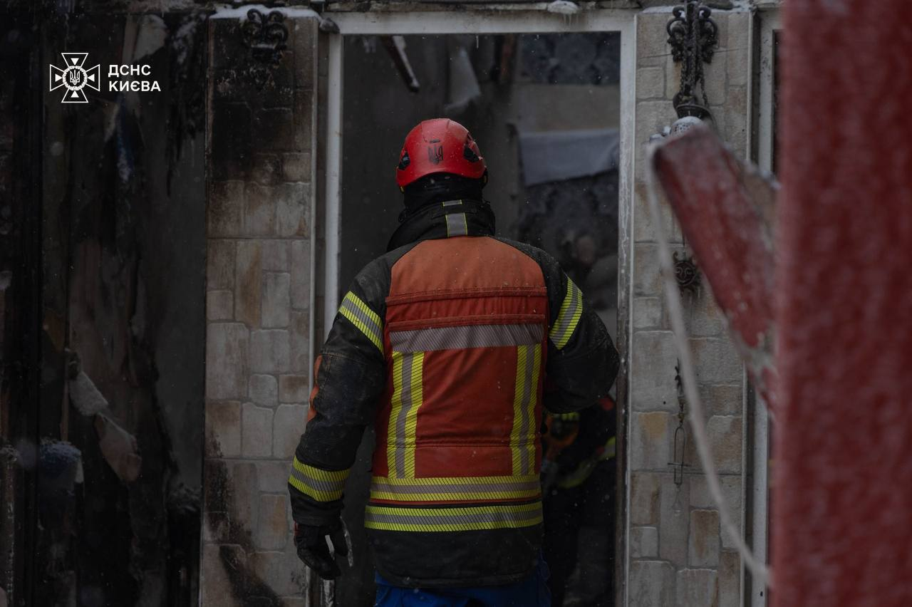 У Києві завершили ліквідацію наслідків ворожої атаки 9 січня 2026 року — ДСНС