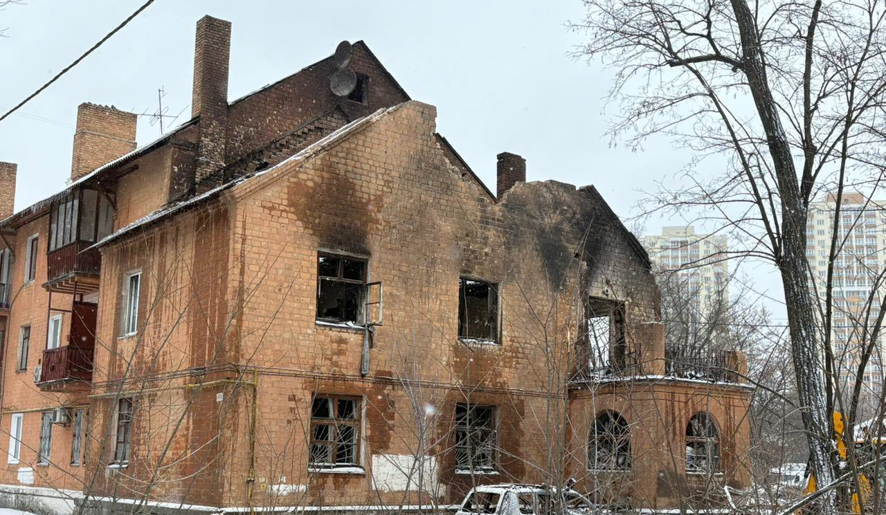 Нічна атака на Київ: на лівому березі постраждав об’єкт культурної спадщини