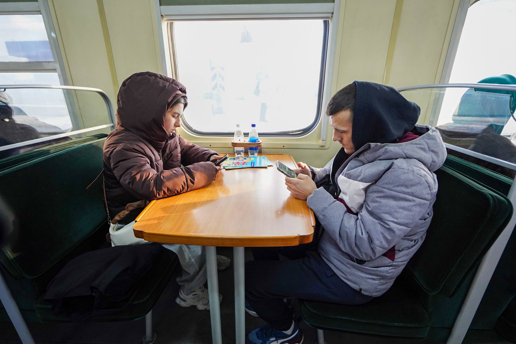 Укрзалізниця розгорнула перші 7 вагонів незламності на Київщині