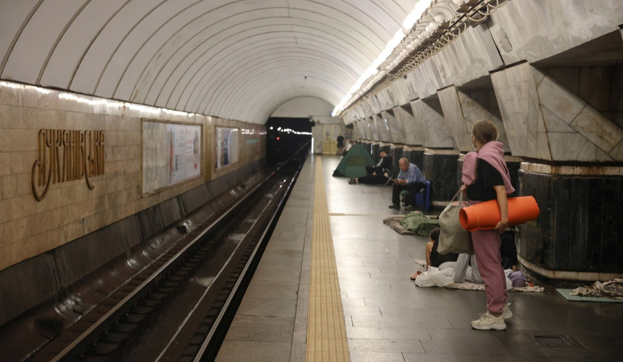 Укриття для майже мільйона людей і перша машиністка: підсумки роботи метро Києва у 2025 році