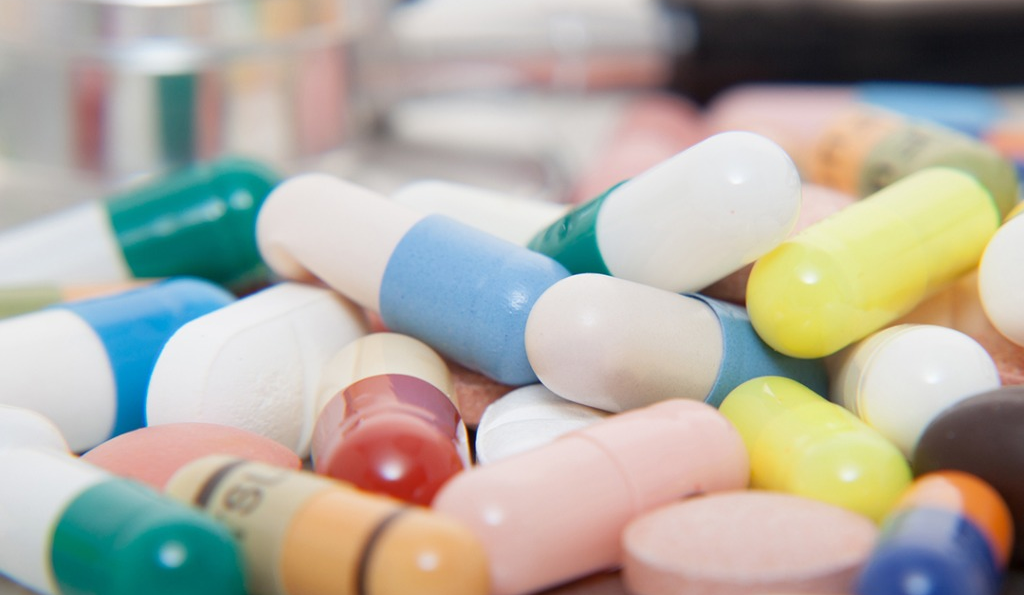 На випадок тривалих знеструмлень: у Києві визначили список цілодобових аптек