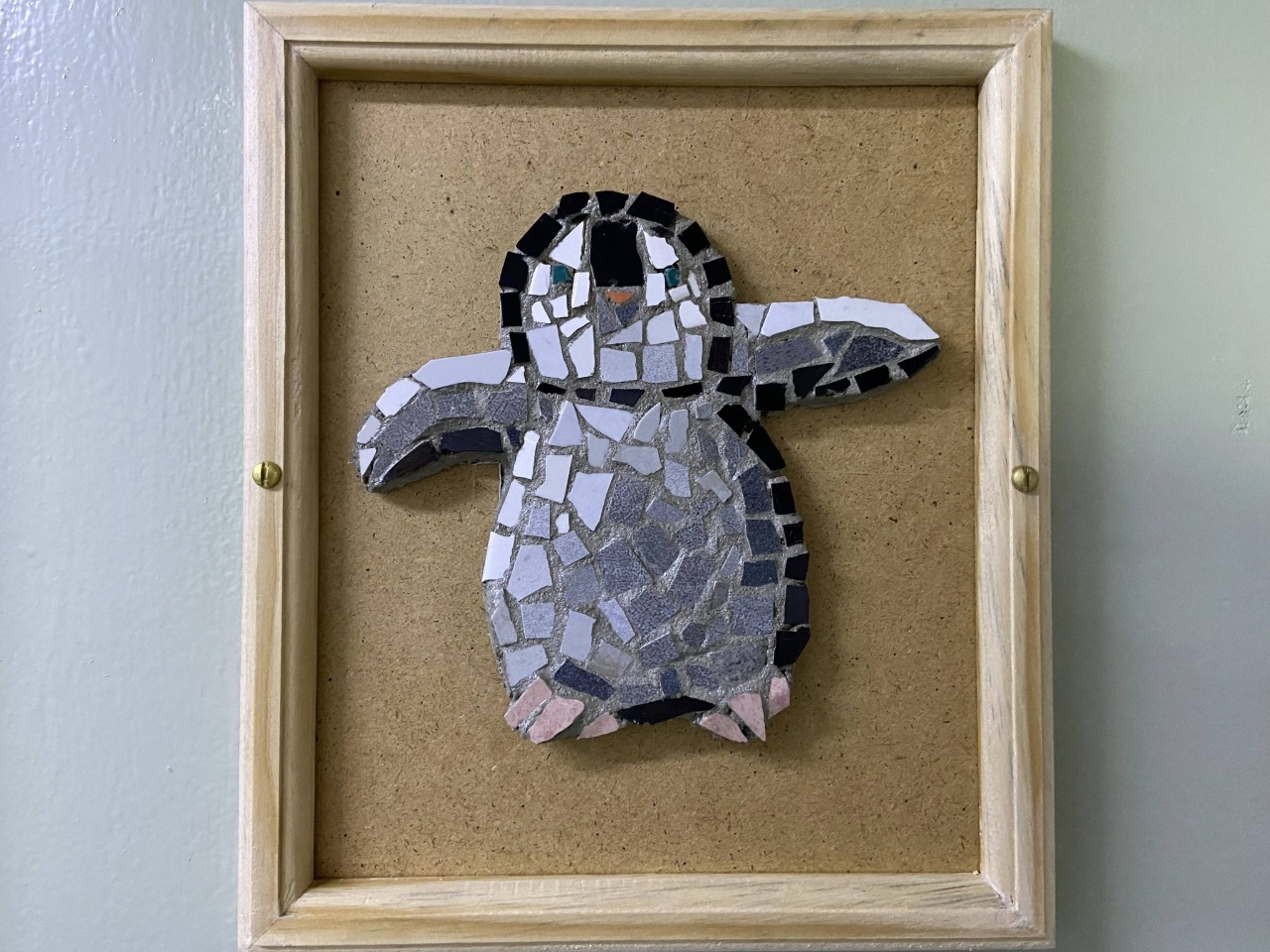 На станції "Академік Вернадський" з’явилися мозаїки з пінгвінами: фото