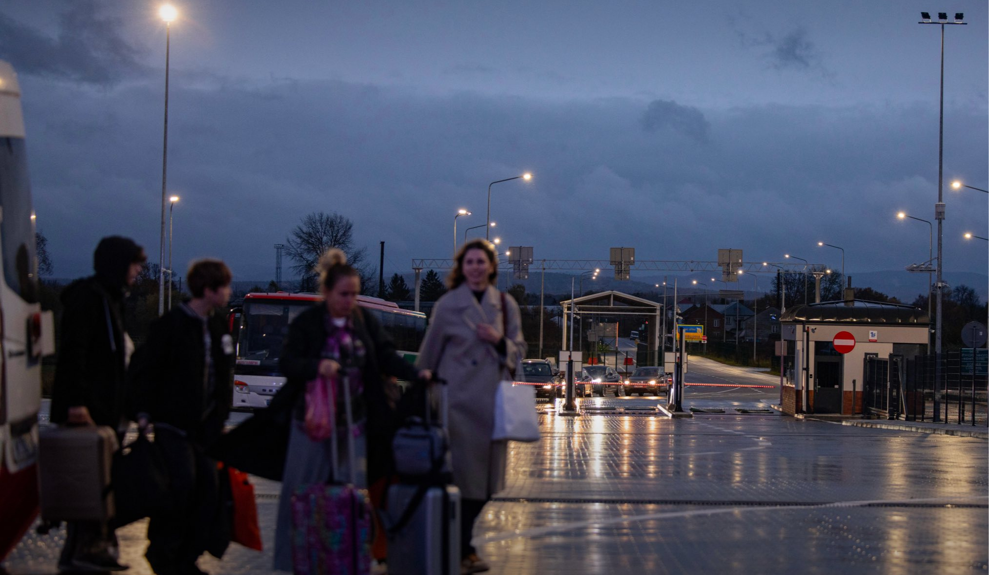 Скільки громадян виїхали з України та не повернулися у 2025 році