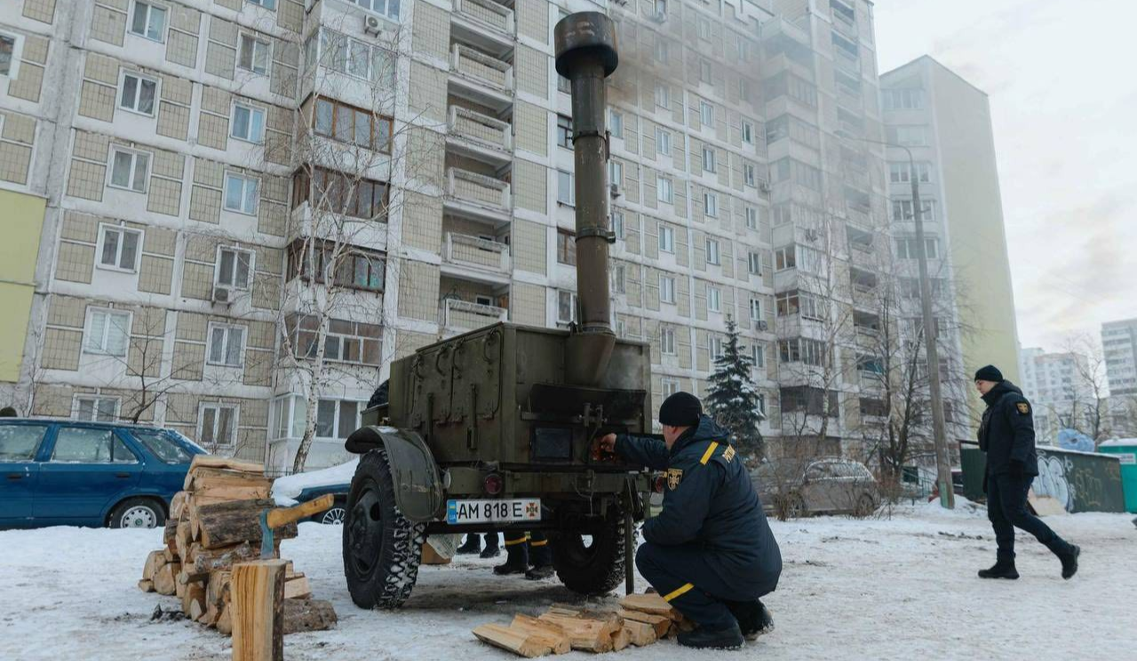 Ще понад сотню будинків Києва підключили до теплопостачання: скільки без опалення