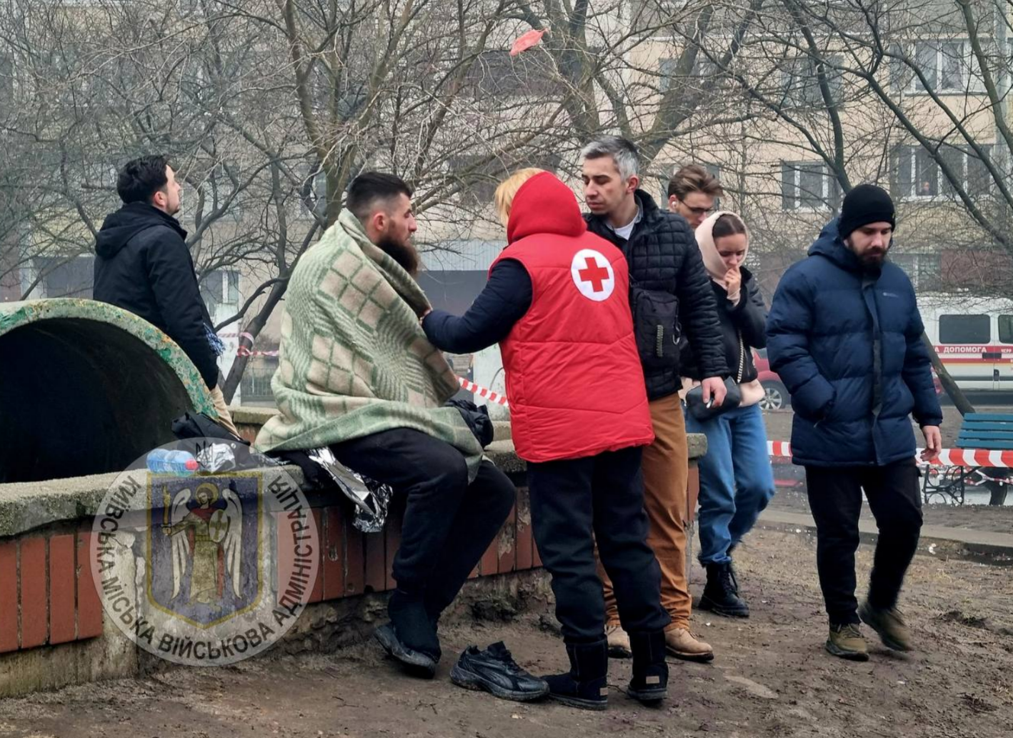 У Голосіївському районі облаштували пункт допомоги постраждалим: фото
