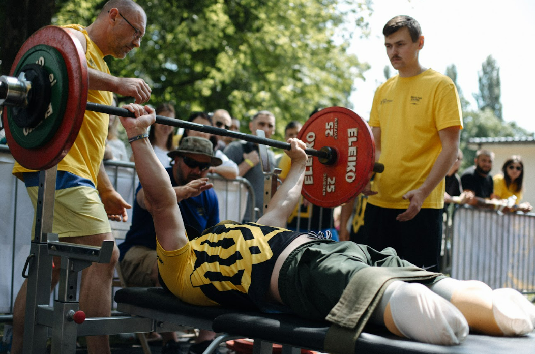 Як адаптивний спорт допомагає відновленню ветеранів: дослідження "Повернись живим"