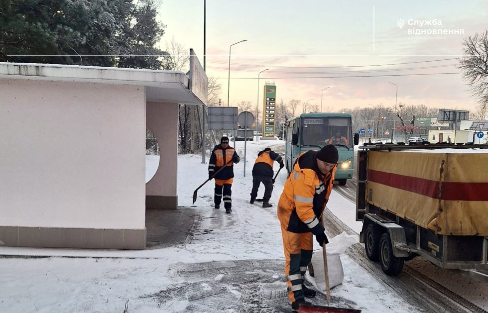 У Київській області тривають роботи з утримання доріг