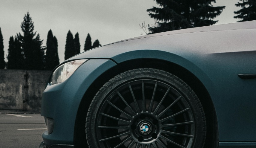 Майже пів мільйона авто завезли в Україну торік: кожне п’яте — зареєстроване у Києві