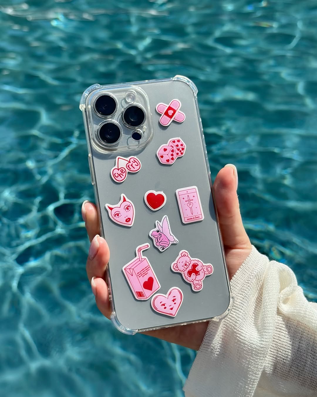 Найкращі подарунки для неї на День Святого Валентина 2026 року