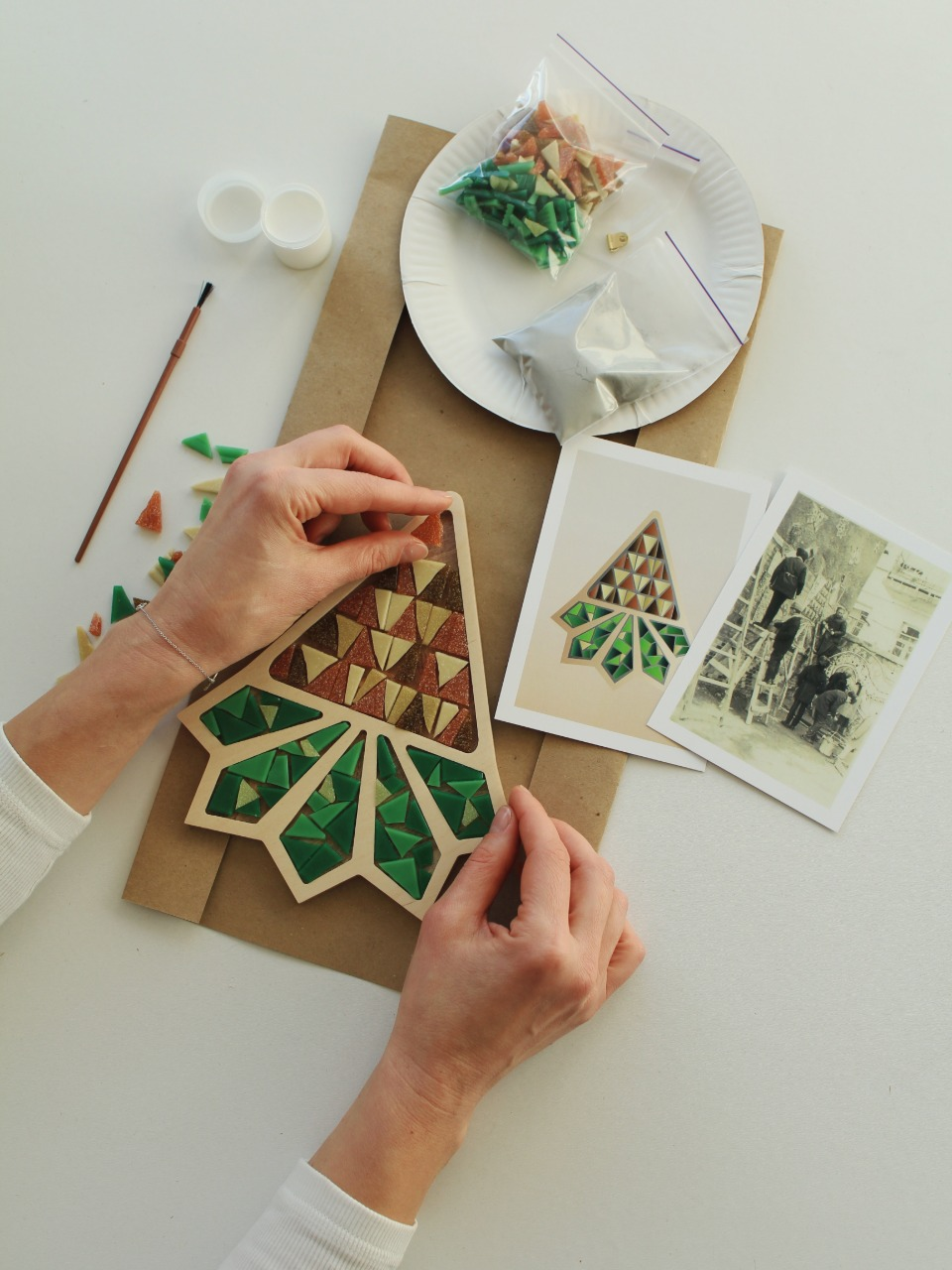 Найкращі подарунки для неї на День Святого Валентина 2026 року