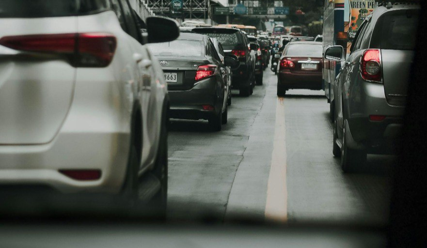 У Києві обмежуватимуть рух вулицями Кирилівською та Вишгородською: дата та схеми