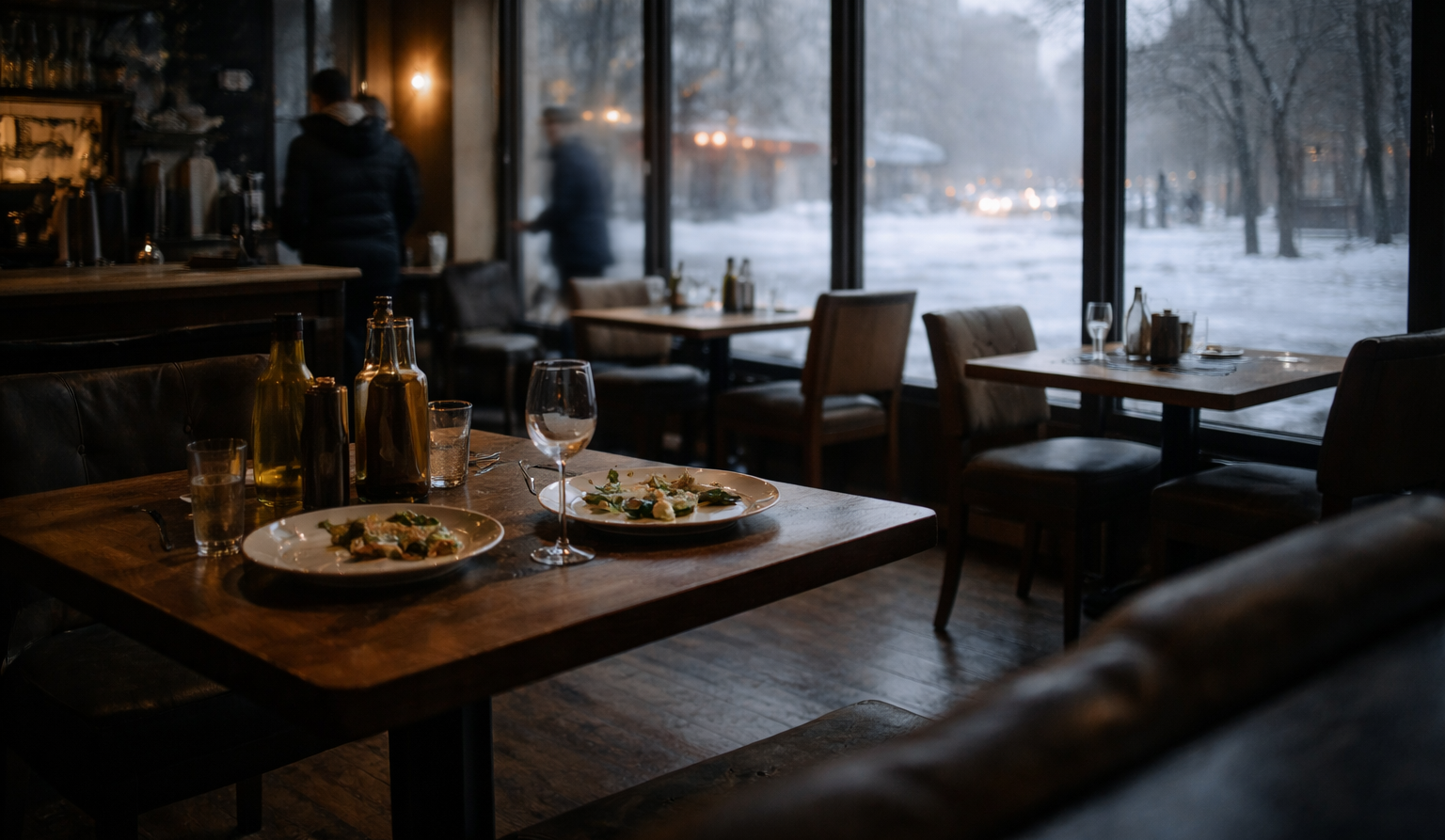 Зима просто добиває: чому в Києві масово закриваються ресторани і що буде далі