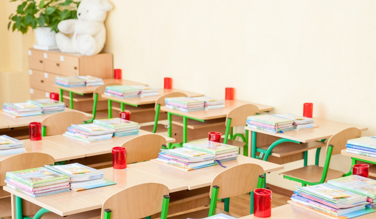 Школи Києва повертаються до очного навчання: скільки закладів уже працюють офлайн