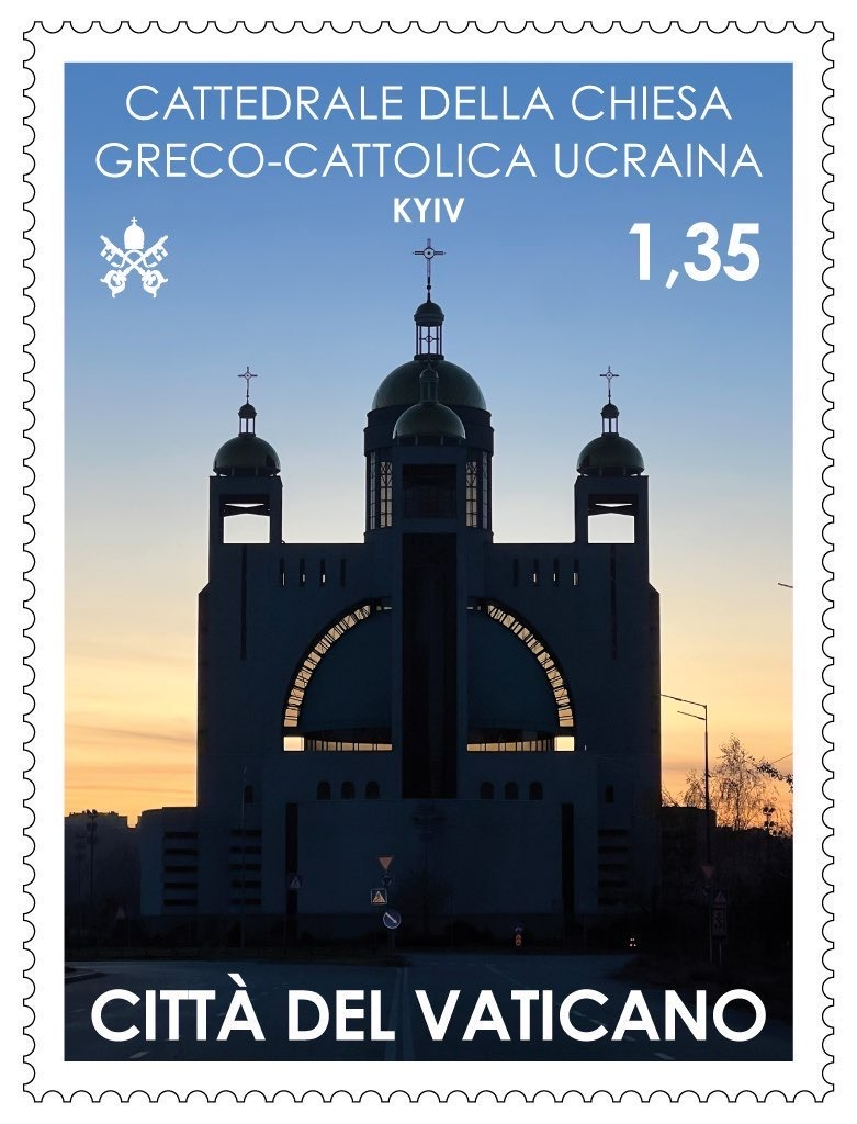 У Ватикані створили марку із зображенням київської святині під час блекауту
