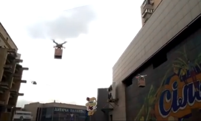 "Сильпо" протестировало доставку дронами: в Сети появились впечатляющие видеоролики