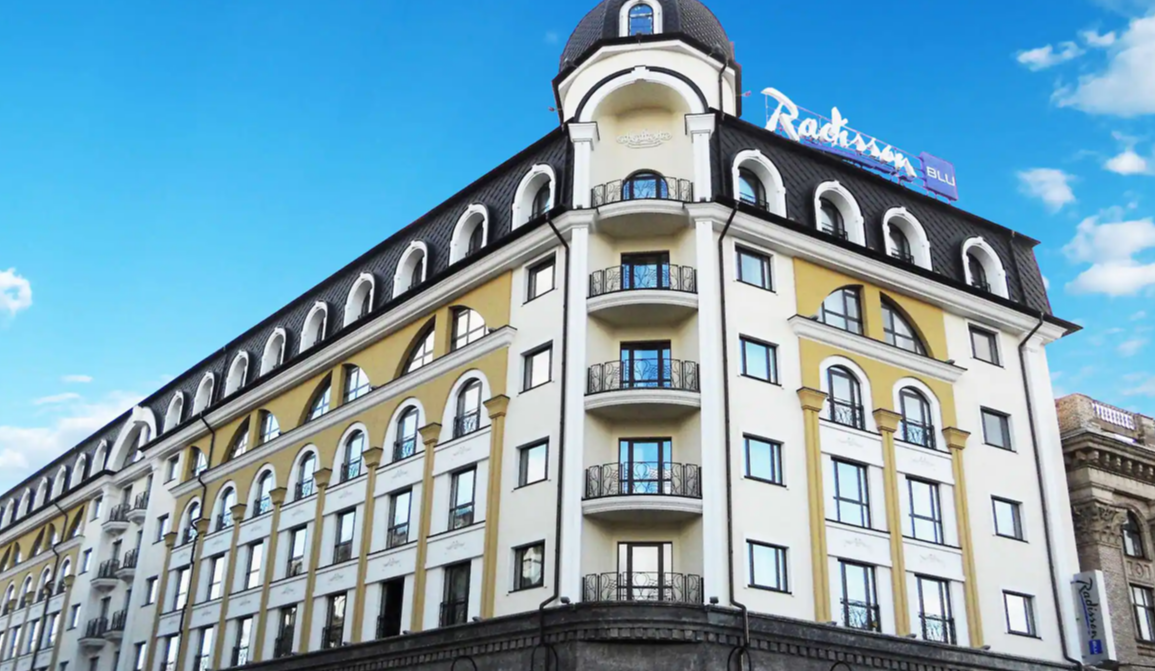 Готель Radisson Blu Hotel потрапив у скандал через укриття
