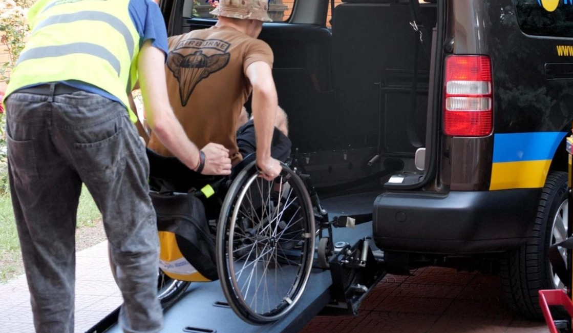 У Києві запустили послугу спеціалізованих перевезень для ветеранів з інвалідністю