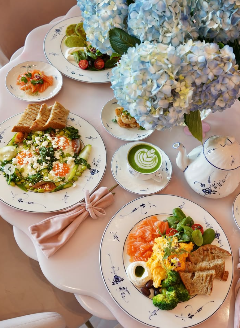 У Києві відкрилася нова кондитерська Namelaka на Великій Васильківській