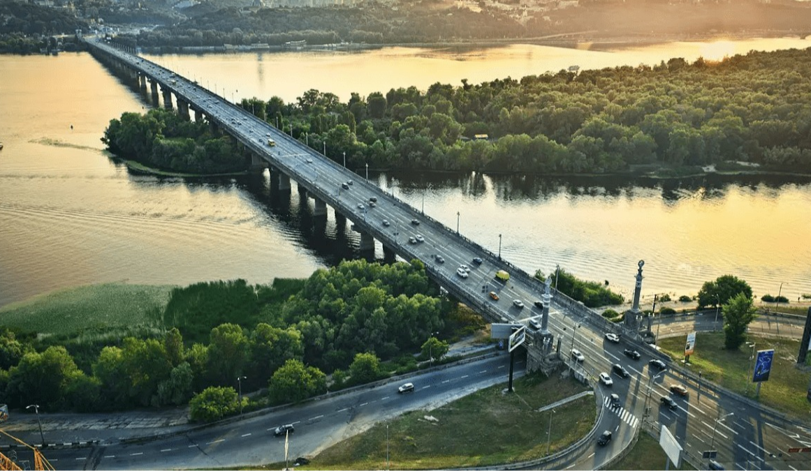 Науковці закликають не гаяти часу і ремонтувати міст Патона