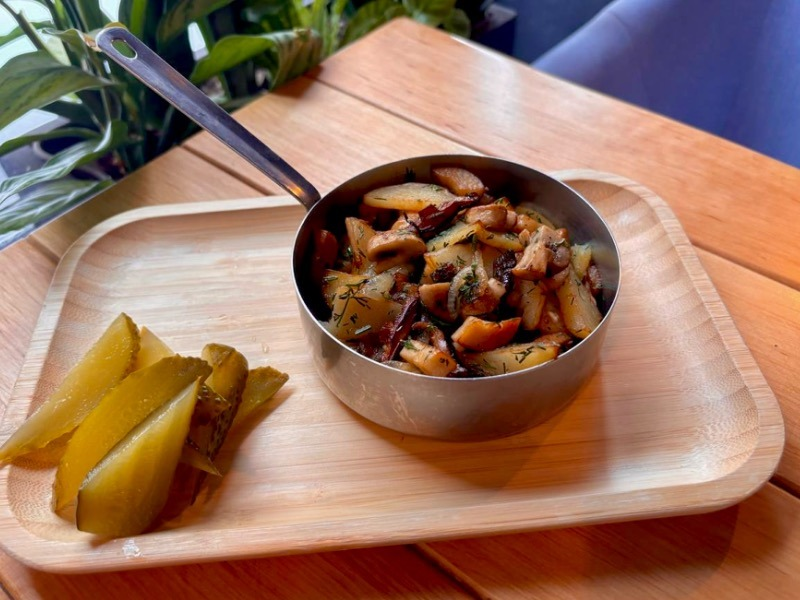 Пісне меню 2026 року у ресторанах та кафе Києва: що пропонують і які ціни