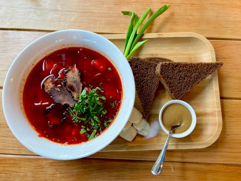 Пісне меню 2026 року у ресторанах та кафе Києва: що пропонують і які ціни