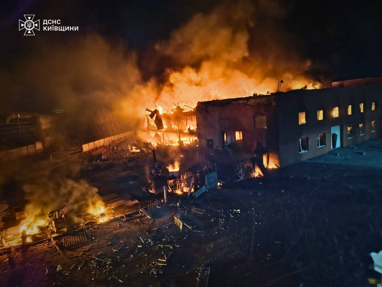 Є загиблі та поранені: які наслідки нічного масованого обстрілу Київщини 14 березня 2026 року