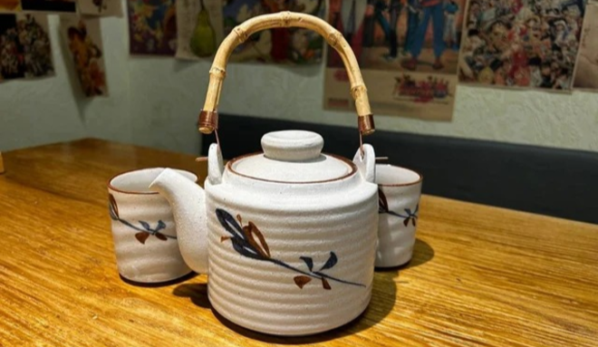 Нове місце: ресторан азійської кухні "Asia Щаслива" в центрі Києва