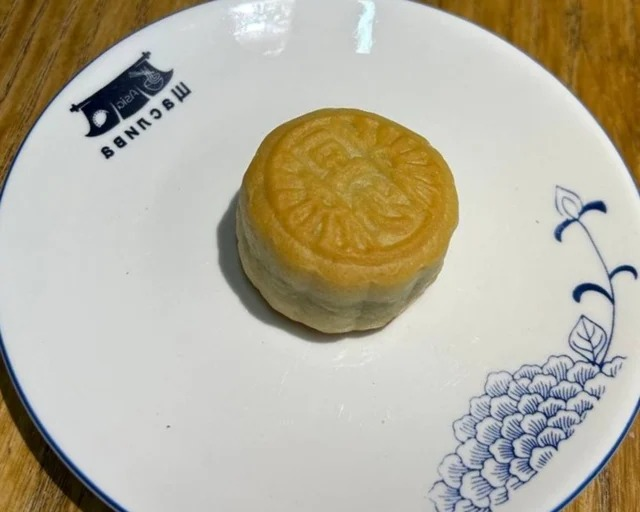 Нове місце: ресторан азійської кухні "Asia Щаслива" в центрі Києва