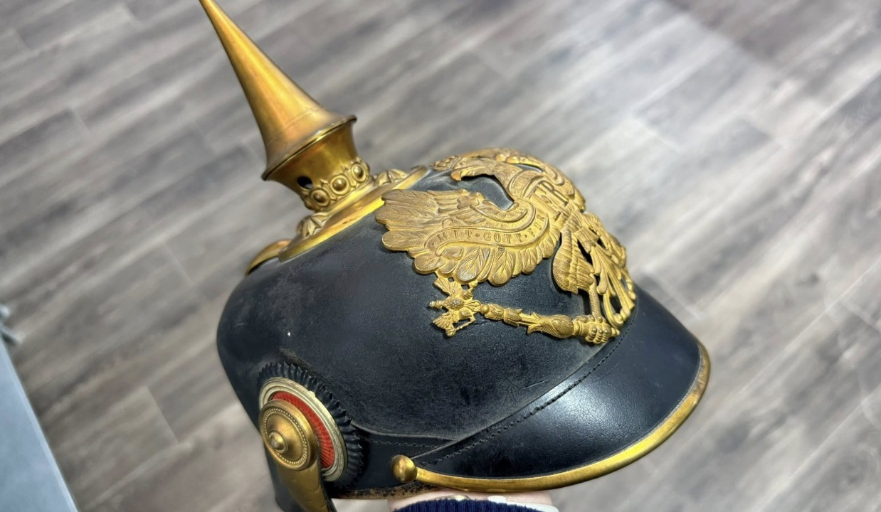 Митники врятували шолом прусського офіцера від незаконної відправки за кордон