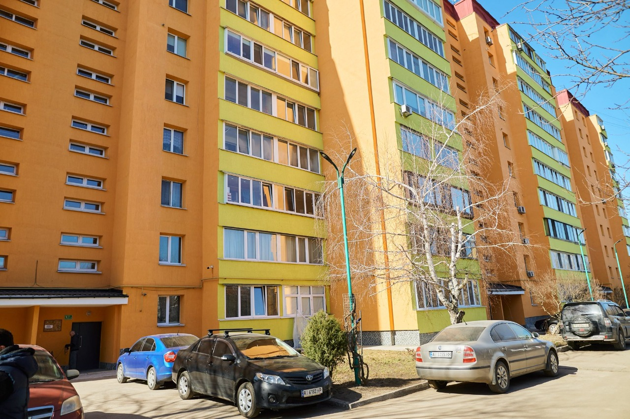 У Василькові на Київщині відновлюють лікарню, дитсадок і житлові будинки: що вже зробили