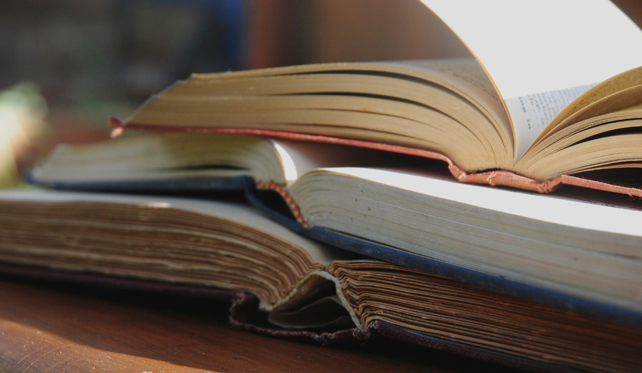 Після складного: що почитати, щоб знову відчути життя