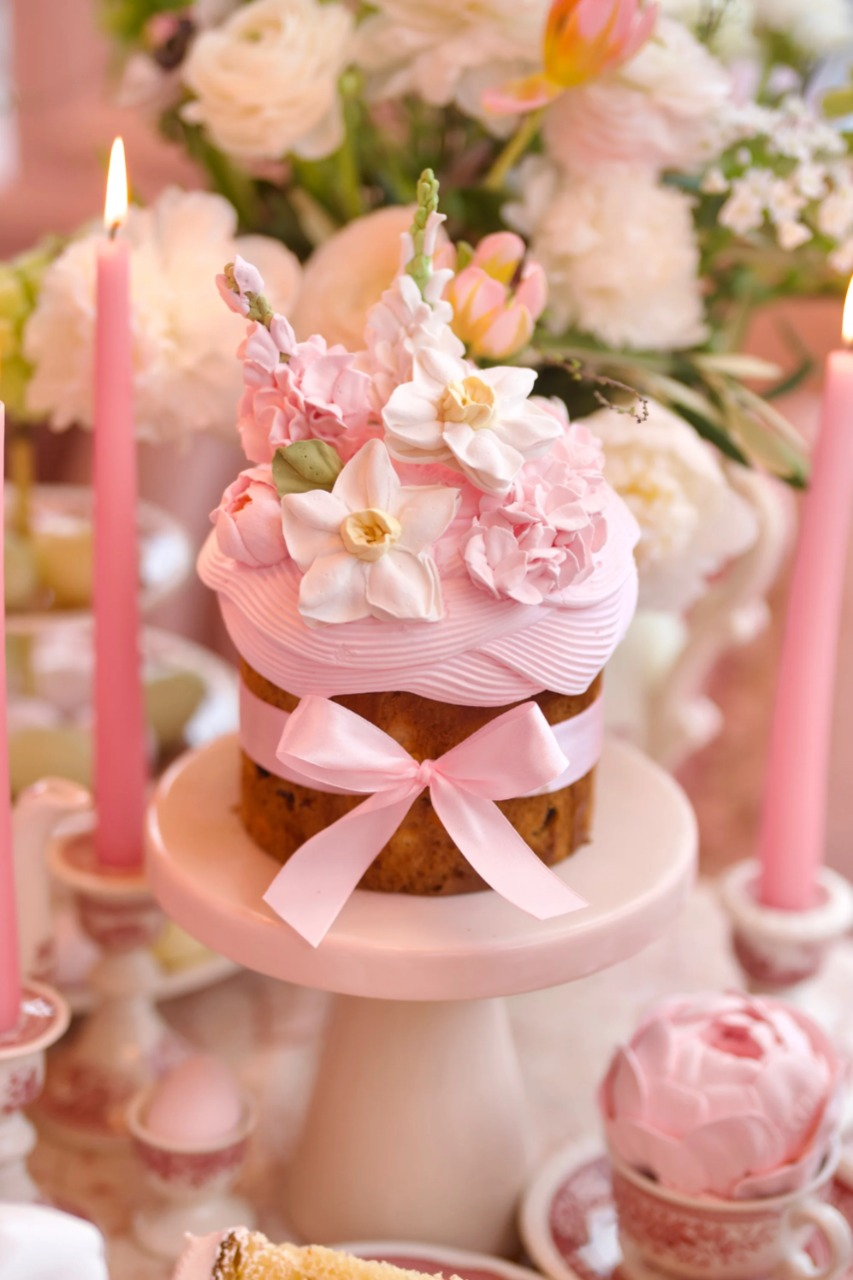 Де у Києві замовити паску до Великодня 2026 року: заклади, меню та ціни