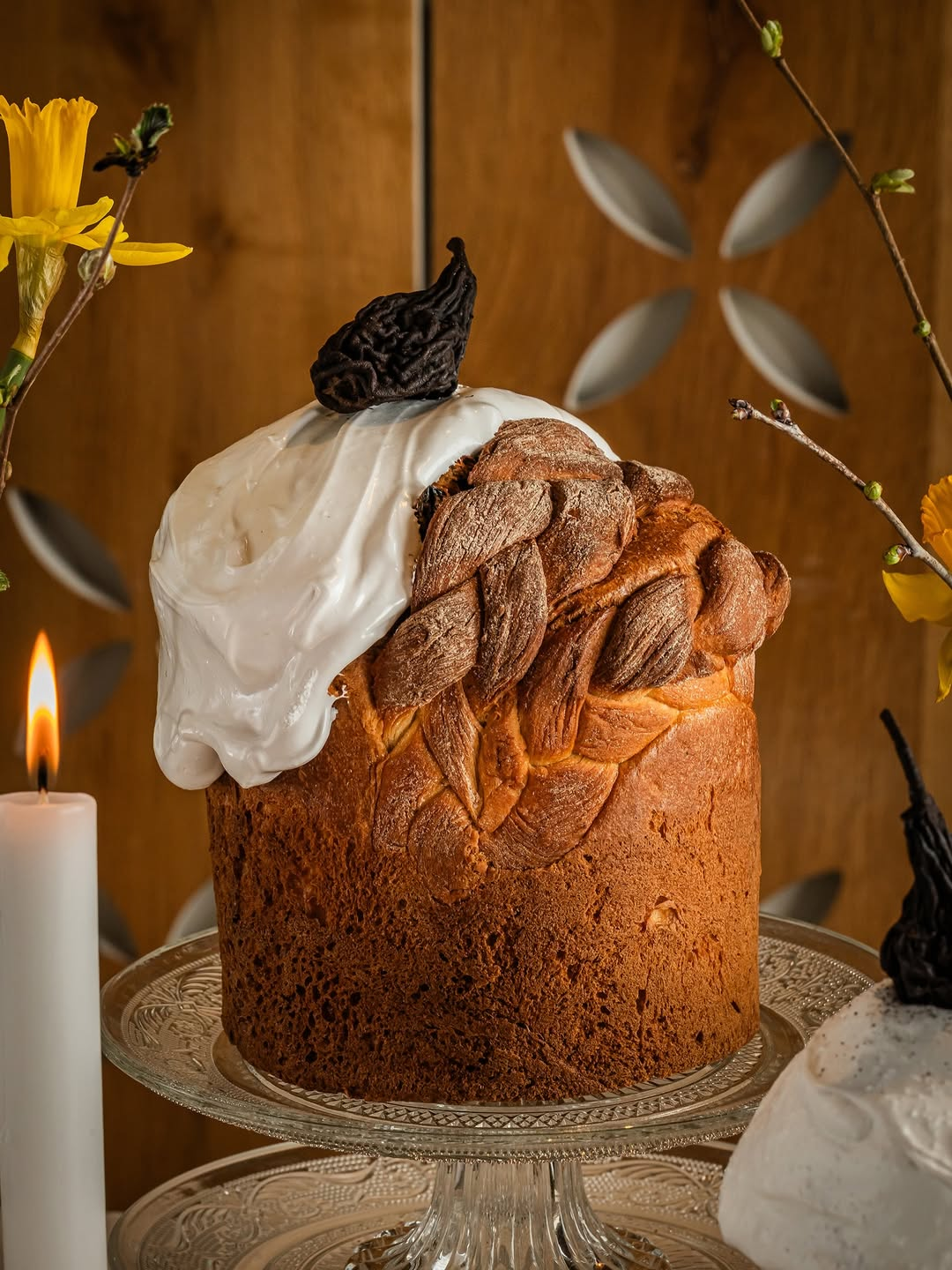 Де у Києві замовити паску до Великодня 2026 року: заклади, меню та ціни