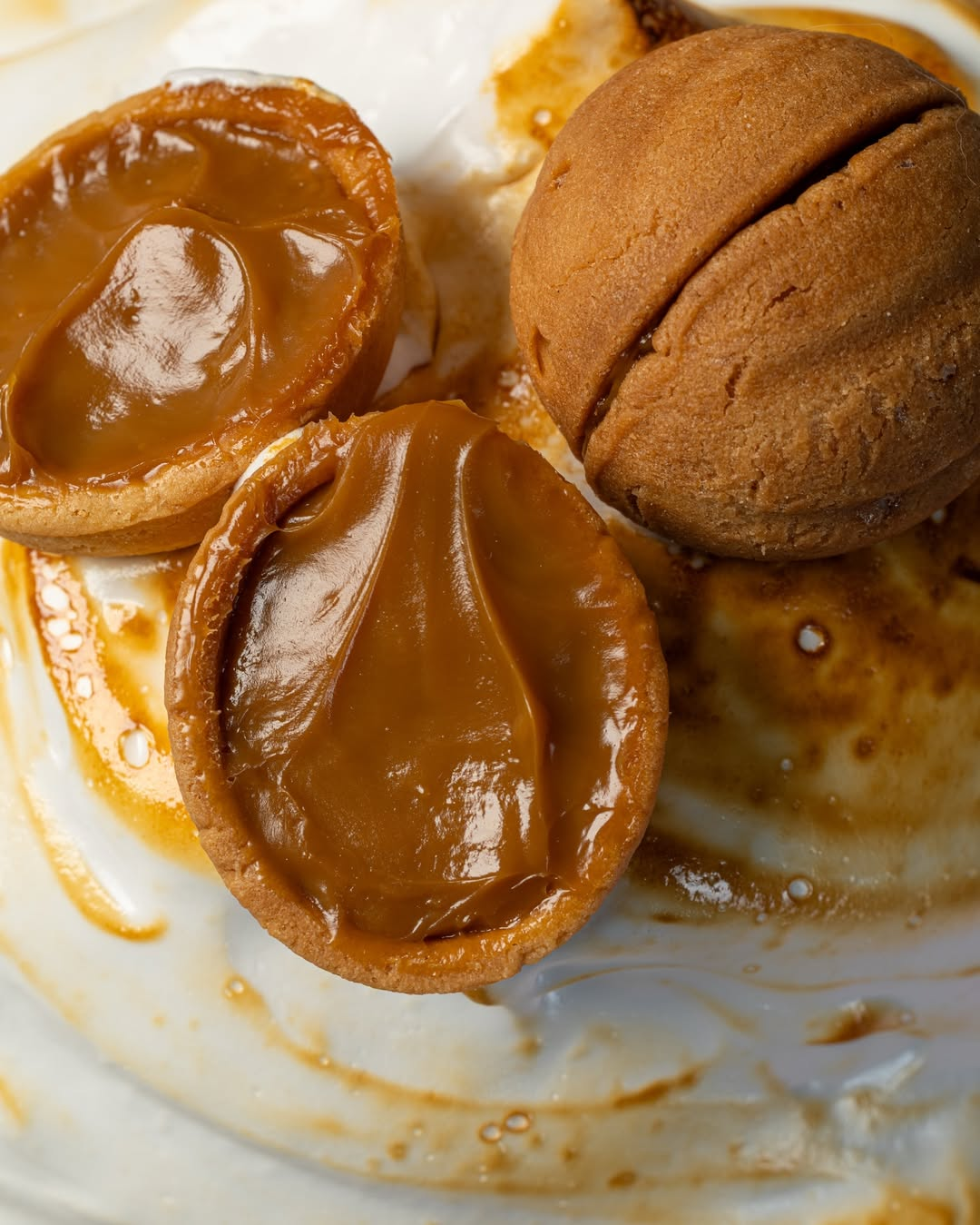 Де у Києві замовити паску до Великодня 2026 року: заклади, меню та ціни