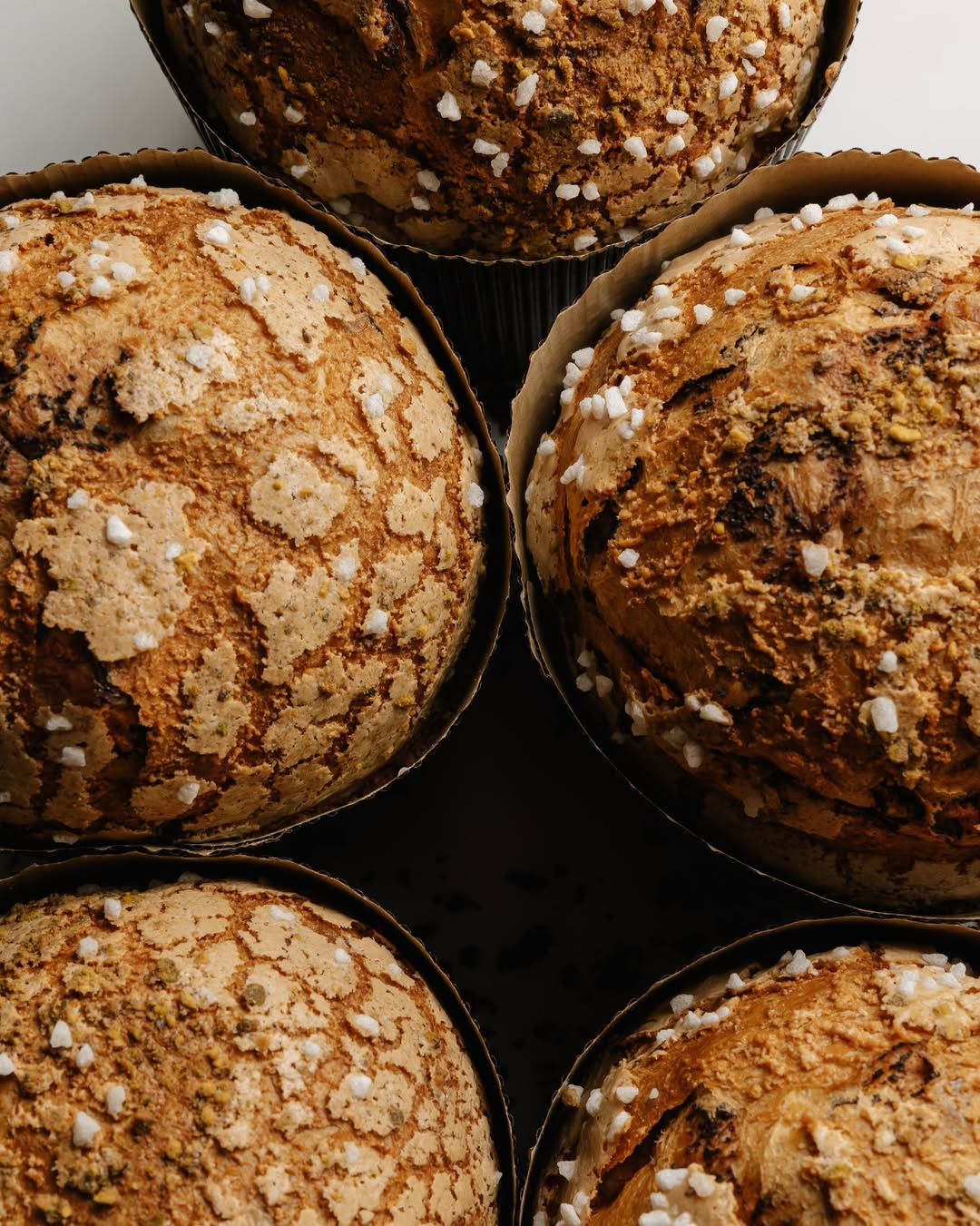 Де у Києві замовити паску до Великодня 2026 року: заклади, меню та ціни