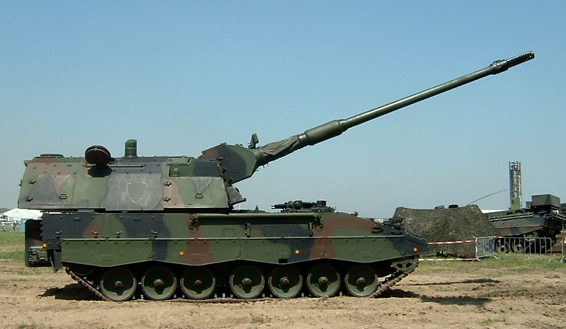 Україні запропонували поставити сто самохідних гаубиць Panzerhaubitze 2000, - Welt