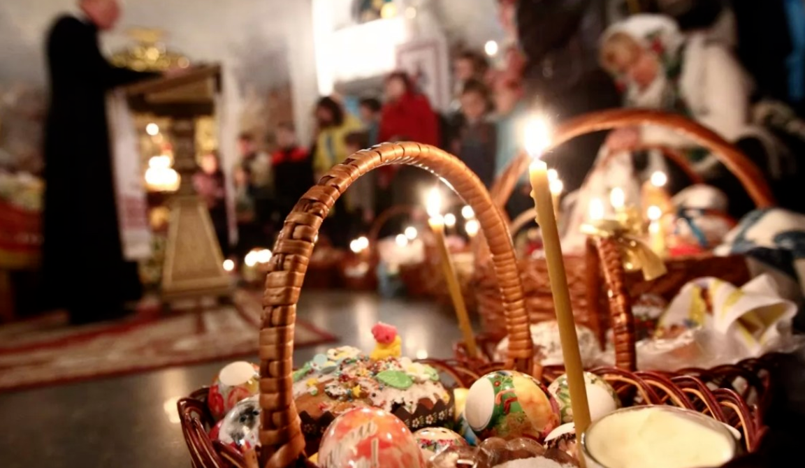 Комендантська година на Великдень: як проходитимуть богослужіння в Україні